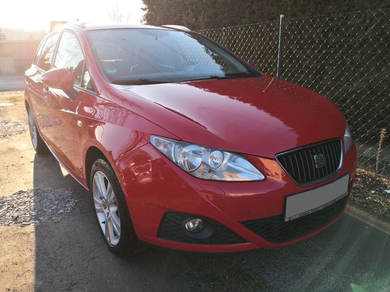 Rot Gebraucht 2011 Seat Ibiza Copa Limousine | 5.790 € (Etwas zu teuer) - Bild 1/4