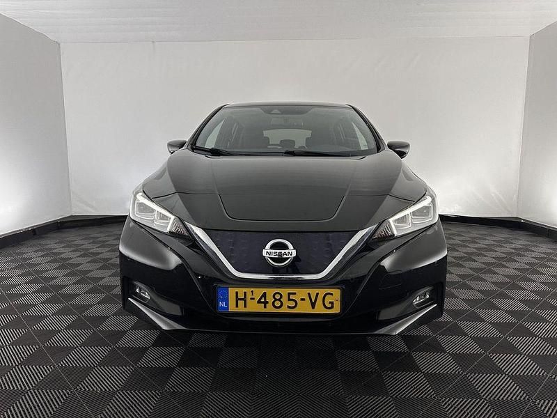 Gebraucht Nissan Leaf N-Connecta 110 kW (150 PS) 2020 Schwarz Kleinwagen