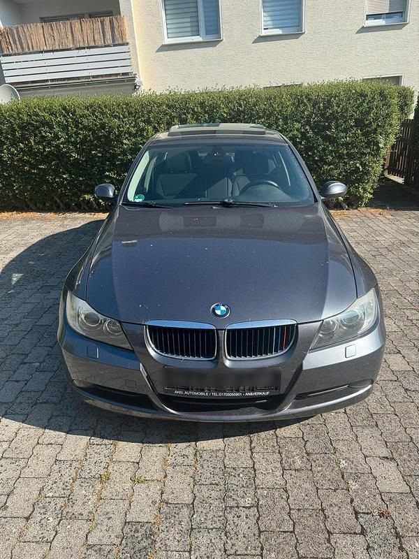 Grau Gebraucht 2006 BMW 320 Limousine | 4.000 € (Guter Preis) - Bild 1/4