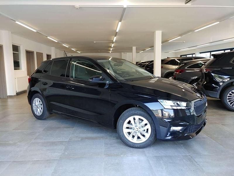 Blackmagicperleffekt Neu 2025 Skoda Fabia Selection Kleinwagen | 18.990 € (Guter Preis) - Bild 1/4
