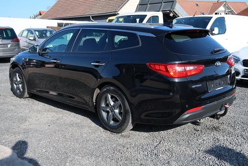 Gebraucht Kia Optima 163 PS (119 kW) 2017 Schwarz Kombi