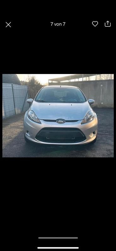 Silber Gebraucht 2009 Ford Fiesta Kleinwagen | 3.300 € (Fairer Preis) - Bild 1/4