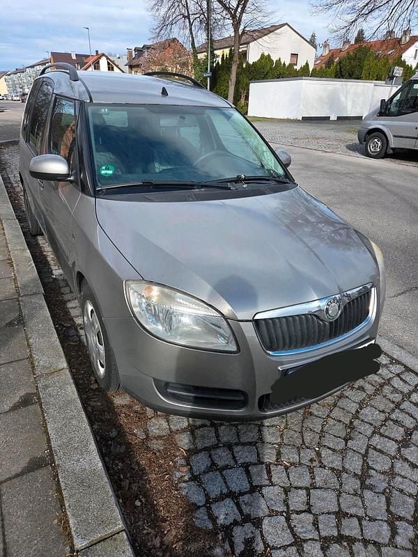 Gebraucht Skoda Roomster 105 PS (77 kW) 2009 Andere farben Van / Kleinbus