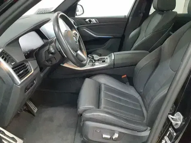 Gebraucht BMW X5 M Sport 394 PS (289 kW) 2022 Saphirschwarz metallic SUV