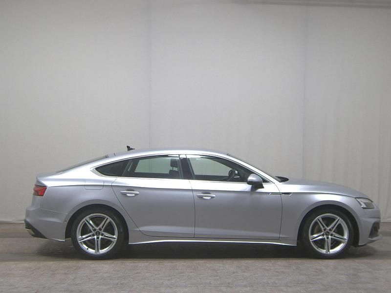 Gebraucht Audi A5 Sportback Ambiente 204 PS (150 kW) 2021 Silber Kleinwagen