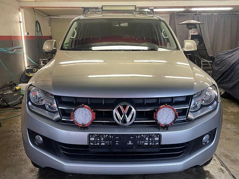 Gebraucht VW Amarok Trendline 163 PS (119 kW) 2012 Beige Abholung