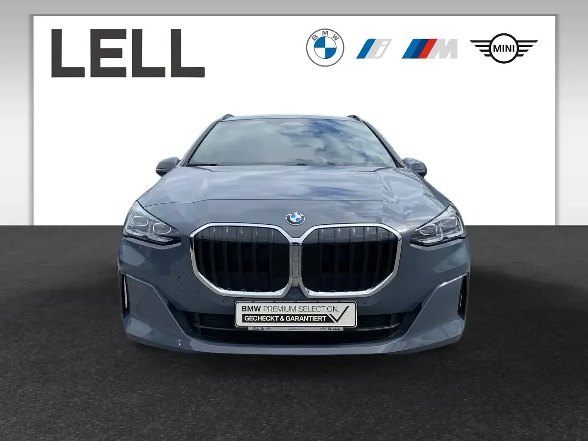 Gebraucht BMW 218 Active Tourer 136 PS (100 kW) 2023 Sparkling kupfergrau Van / Kleinbus
