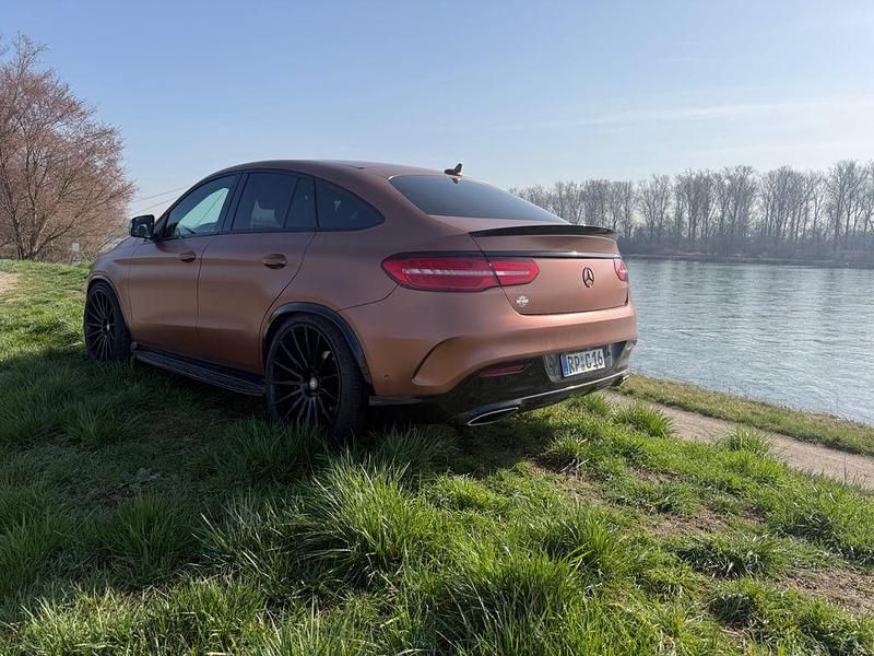 Gebraucht Mercedes GLE500 AMG line 455 PS (334 kW) 2017 Grau SUV
