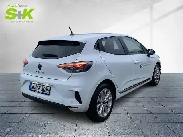 Gebraucht Renault Clio Evolution 101 PS (74 kW) 2025 Weiß Kleinwagen