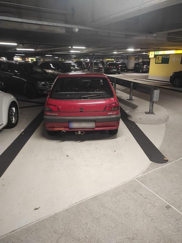 Gebraucht Peugeot 306 88 PS (64 kW) 1995 Rot Limousine