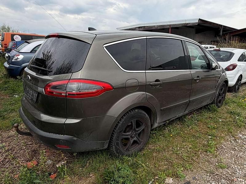 Second-hand Ford Galaxy 163 CP (119 kW) 2011 Verde Monovolum