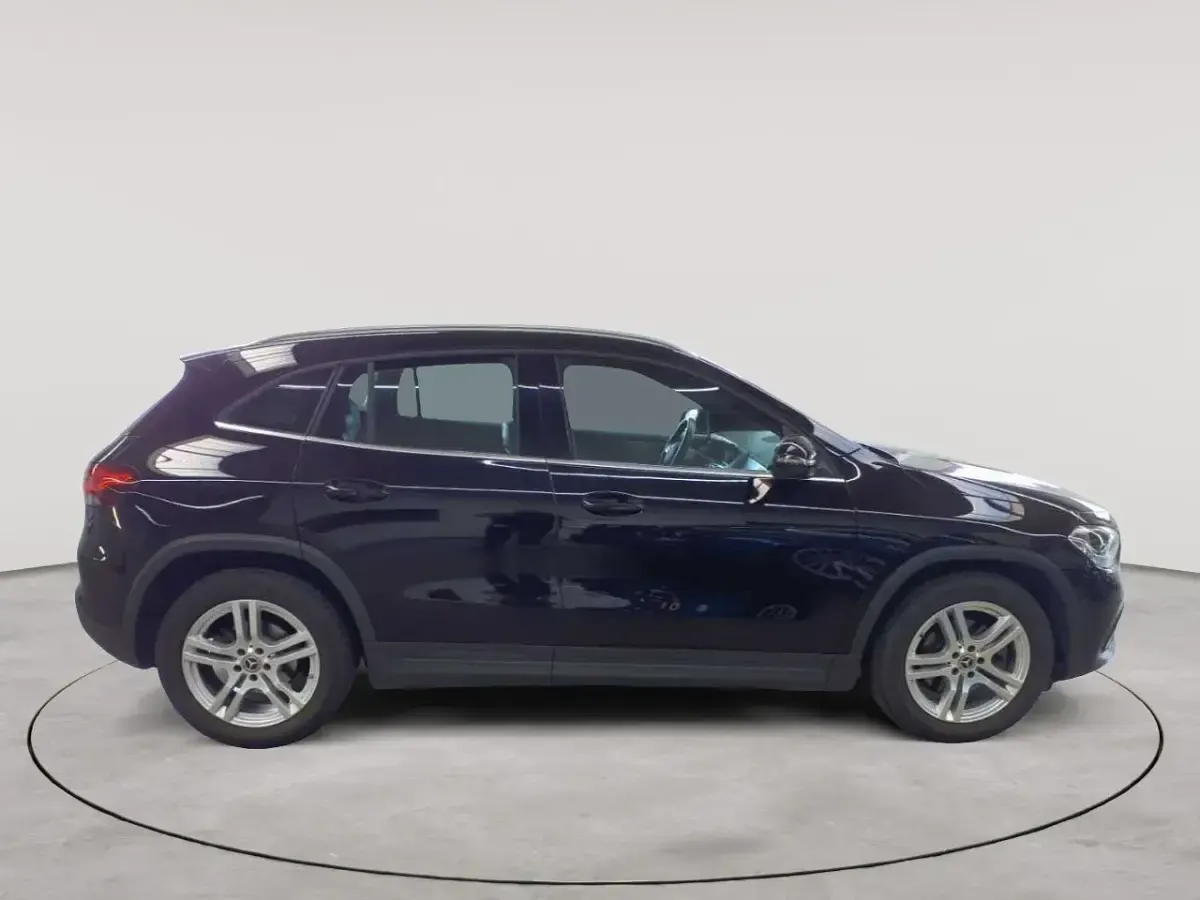 Gebraucht Mercedes GLA200 Style 163 PS (119 kW) 2021 Nachtschwarz SUV