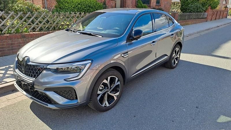 Gebraucht Renault Arkana 94 PS (69 kW) 2025 Grau SUV