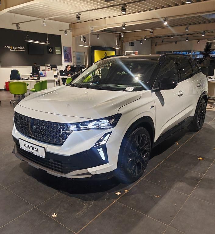 Perlmuttweiß metallic, black Neu 2025 Renault Austral Esprit Alpine SUV | 45.190 € (Etwas zu teuer) - Bild 1/4