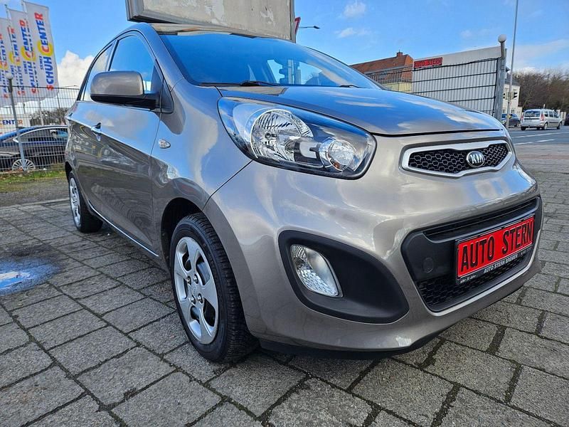 Second-hand Kia Picanto Edition 7 69 CP (50 kW) 2013 Argintiu Hatchback