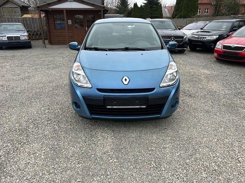 Gebraucht Renault Clio III Expression 75 PS (55 kW) 2010 Kleinwagen