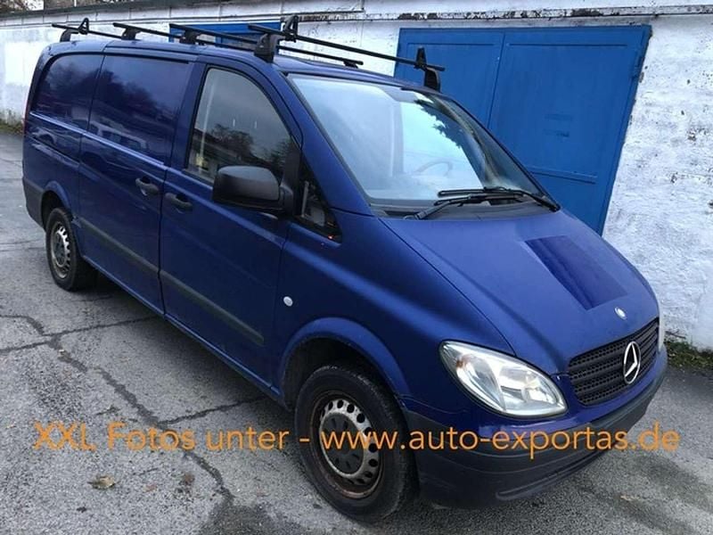 Blau Gebraucht 2010 Mercedes Vito Van / Kleinbus | 6.280 € (Guter Preis) - Bild 1/4