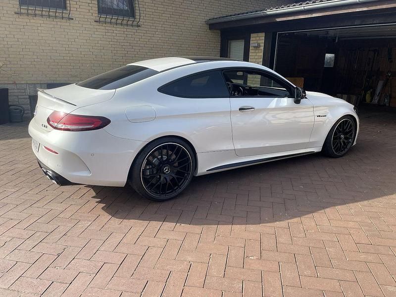 Gebraucht Mercedes C63 AMG AMG 600 PS (441 kW) 2019 Weiß Coupé