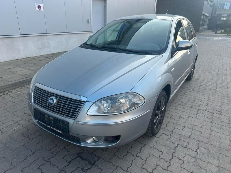 Gebraucht Fiat Croma 147 PS (108 kW) 2006 Silber Limousine