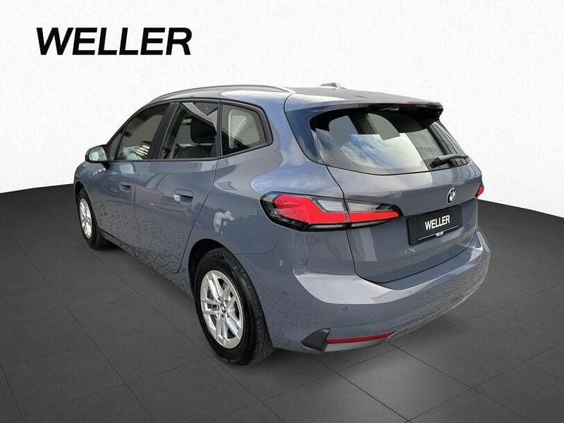Gebraucht BMW 220 Active Tourer Efficient Dynamics 156 PS (114 kW) 2023 Grau Van / Kleinbus