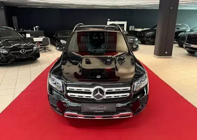 Gebraucht Mercedes GLB200 Business 150 PS (110 kW) 2022 Kosmosschwarz  metallicla (metallic) SUV
