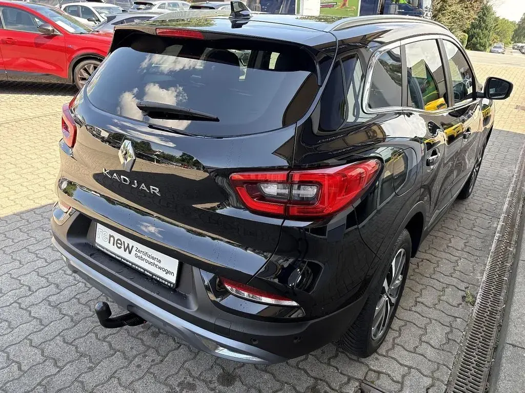 Gebraucht Renault Kadjar Intens 140 PS (102 kW) 2021 Schwarz SUV