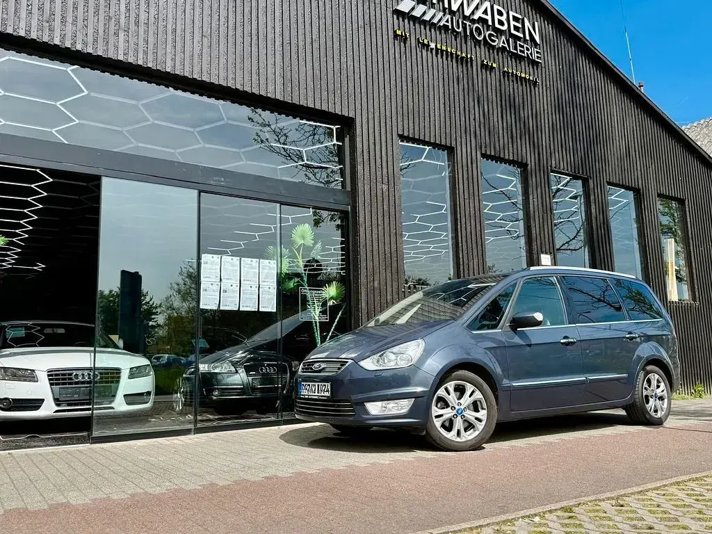 Gebraucht Ford Galaxy Titanium 140 PS (102 kW) 2015 Grau Van / Kleinbus