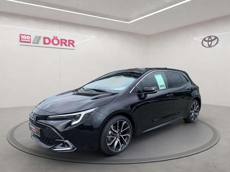 Schwarz metallic Neu 2025 Toyota Corolla Lounge Limousine | 35.890 € - Bild 1/4