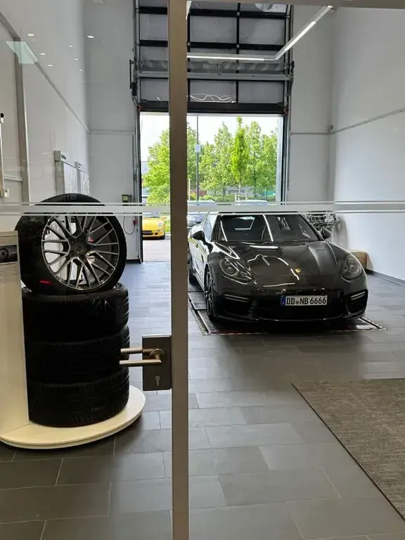 Gebraucht Porsche Panamera GTS 441 PS (324 kW) 2014 Braun Limousine
