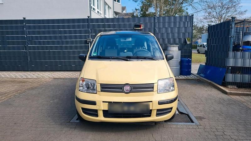 Gebraucht Fiat Panda 60 PS (44 kW) 2009 Gelb Kleinwagen
