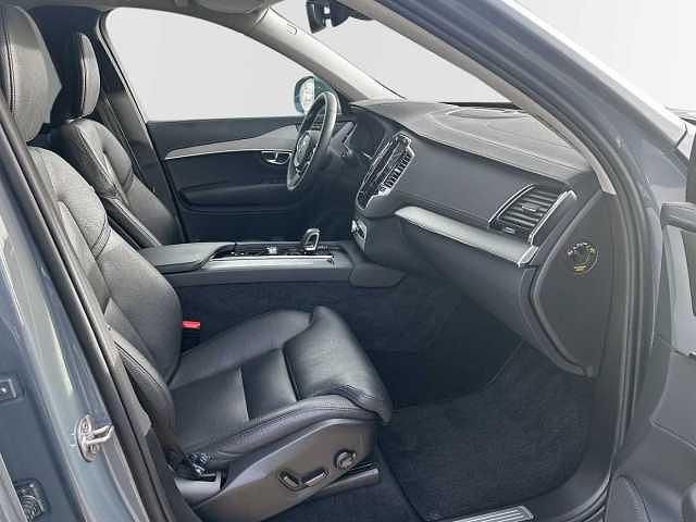 Gebraucht Volvo XC90 173 PS (127 kW) 2023 SUV