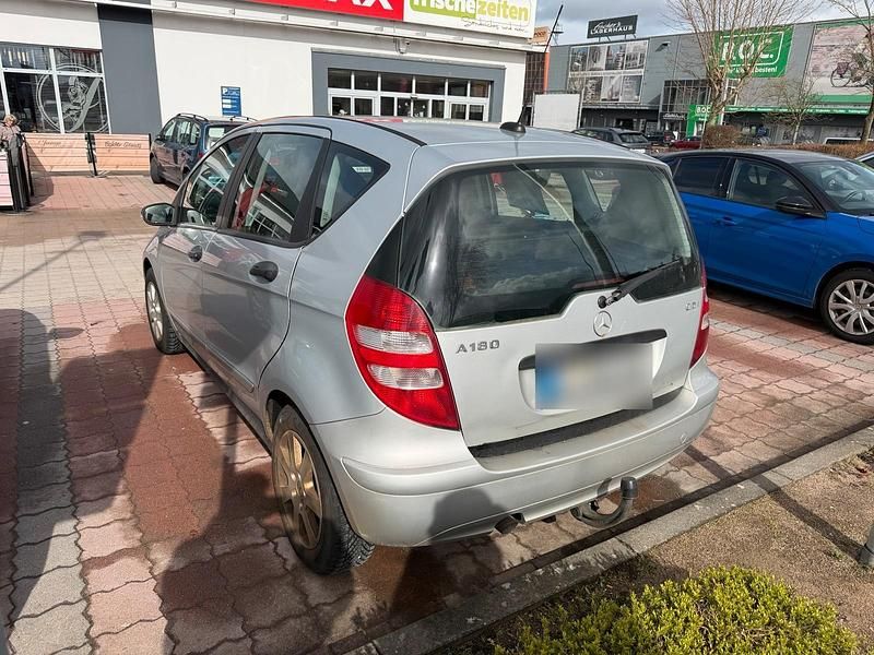 Gebraucht Mercedes A180 109 PS (80 kW) 2005 Grau Kleinwagen