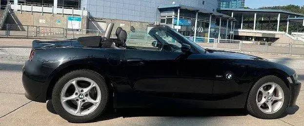 Gebraucht BMW Z4 Sport Line 177 PS (130 kW) 2006 Schwarz Cabrio