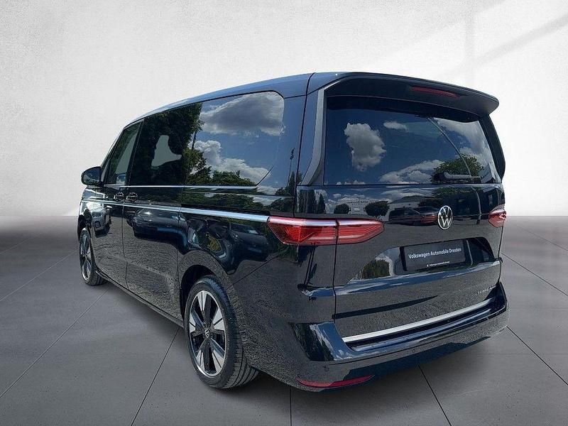 Gebraucht VW Multivan Style 177 PS (130 kW) 2025 Schwarz Van
