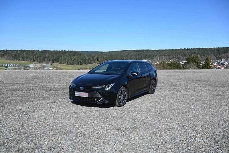 Gebraucht Toyota Corolla Team 184 PS (135 kW) 2023 Schwarz Kombi