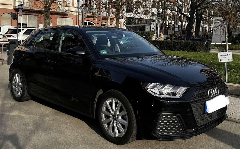 Gebraucht Audi A1 Basis 116 PS (85 kW) 2019 Schwarz SUV