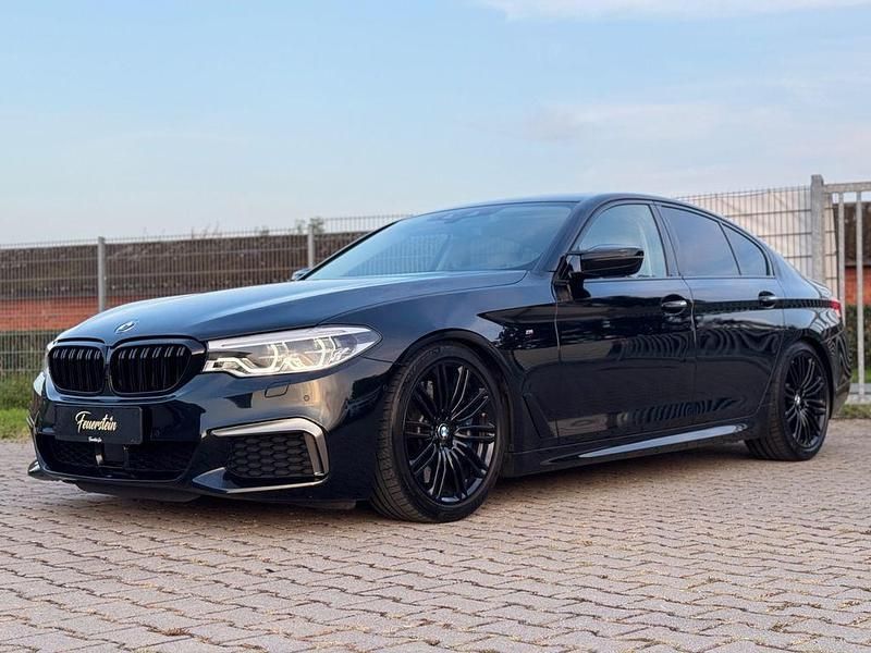 Schwarz Gebraucht 2018 BMW M550 Performance Limousine | 39.900 € (Fairer Preis) - Bild 1/4