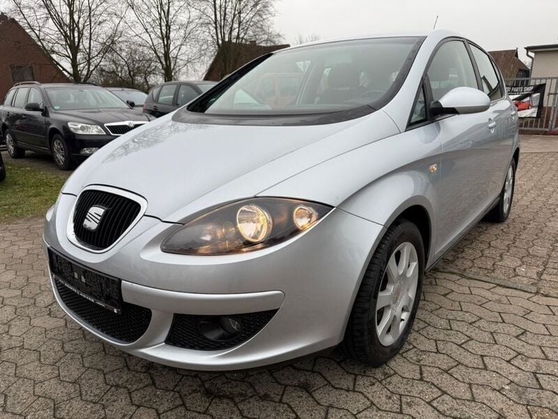 Gebraucht Seat Altea Stylance 102 PS (75 kW) 2005 Silber Van / Kleinbus