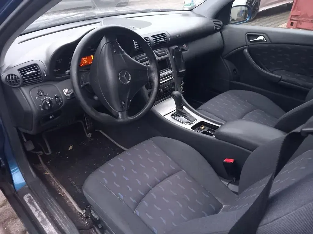 Gebraucht Mercedes CL180 163 PS (119 kW) 2003 Blau Coupé