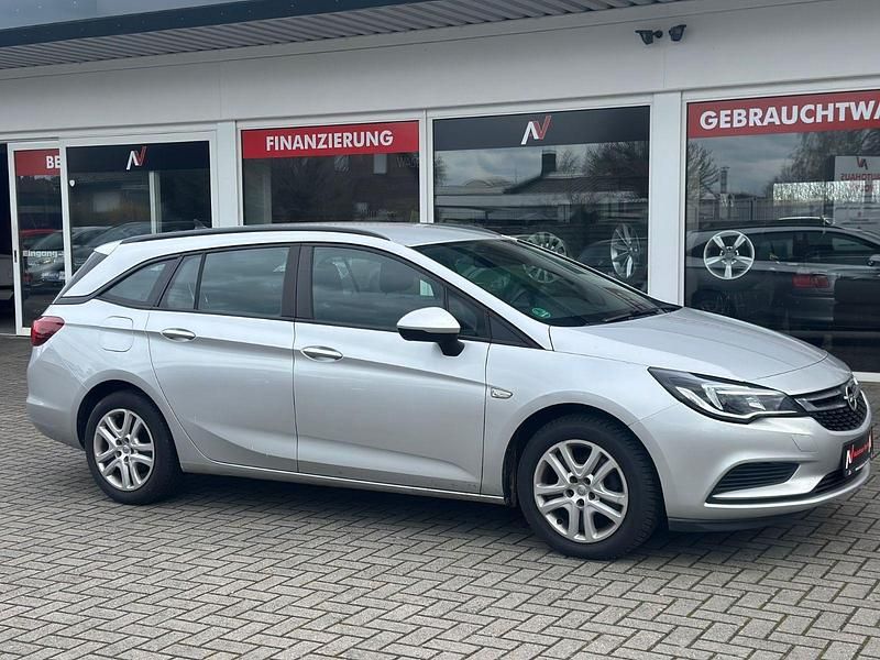 Gebraucht Opel Astra Edition 110 PS (80 kW) 2017 Silber Kombi