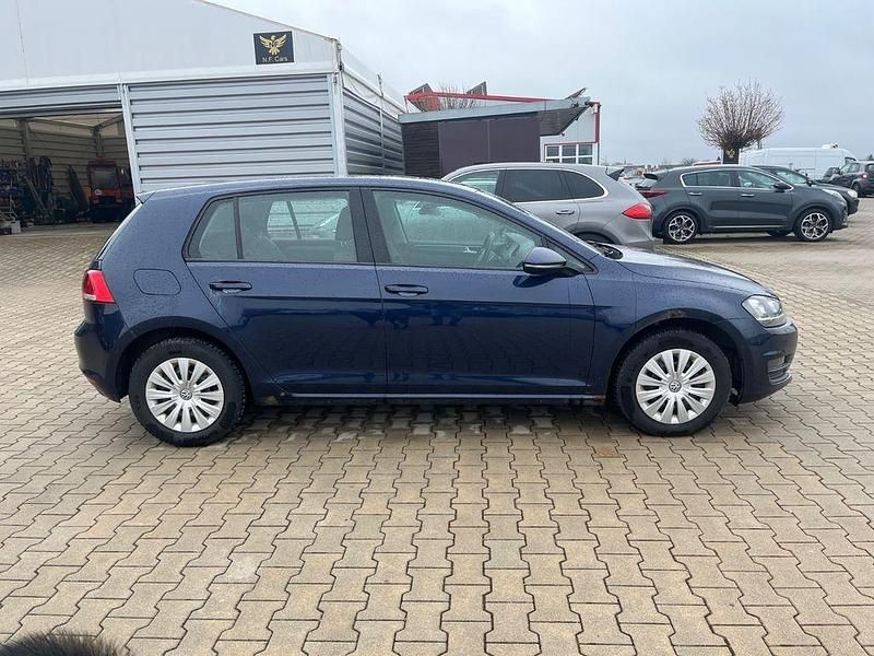Second-hand VW Golf VII Comfortline 150 CP (110 kW) 2012 Albastru Berlinǎ