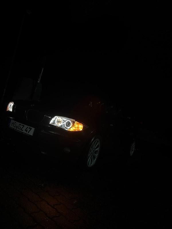 Schwarz Gebraucht 2006 BMW 118 M Sport Kleinwagen | 2.200 € (Guter Preis) - Bild 1/4