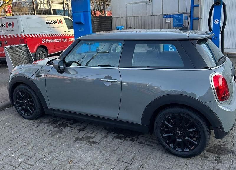 Gebraucht Mini ONE 102 PS (75 kW) 2020 Grau Kleinwagen