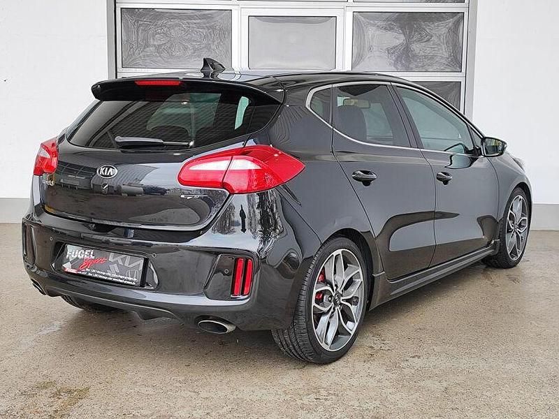 Gebraucht Kia Ceed GT-Track 204 PS (150 kW) 2018 (1k) zilinaschwarz met. Kleinwagen