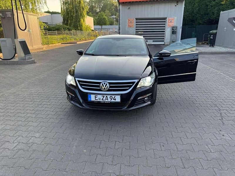 Gebraucht 2010 VW Passat Individual Coupé | 8.100 € (Etwas zu teuer) - Bild 1/4