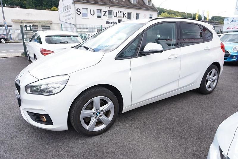 Gebraucht BMW 218 Advantage 136 PS (100 kW) 2016 Weiß Kombi