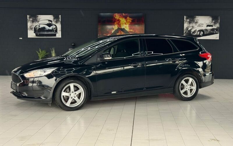 Schwarz Gebraucht 2015 Ford Focus Limousine | 4.999 € (Guter Preis) - Bild 1/4