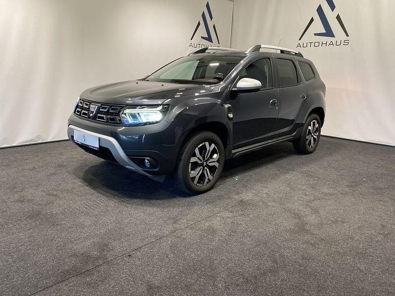 Gebraucht Dacia Duster Prestige 150 PS (110 kW) 2022 Grau SUV