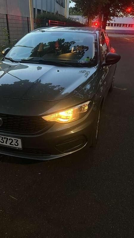 Gebraucht 2019 Fiat Tipo Easy Limousine | 8.100 € (Superpreis) - Bild 1/4