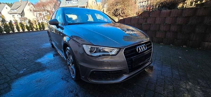 Gebraucht Audi A3 Ambiente 150 PS (110 kW) 2016 Grau Limousine